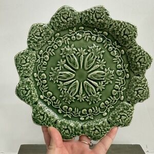 Vintage Bordallo Pinheiro Portugal Embossed Green Luncheon Plate 8.5" Scalloped